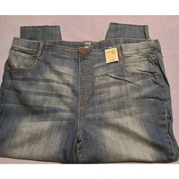 Terra & Sky Pull On Capri Jeans Women's 3X Blue Denim Pockets High Rise (G25) - Picture 2 of 5
